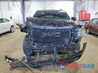 Piąte zdjęcie samochodu w środku: 2024 GMC YUKON XL DENALI ULTIMATE VIN:1GKS2KKL0RR281011 - miniatura
