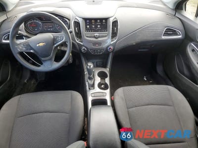 Zdjęcie 8 z 12 samochodu: 2019 CHEVROLET CRUZE LT VIN:1G1BE5SM9K7118185 - miniatura