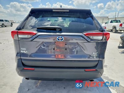 Zdjęcie 6 z 13 samochodu: 2024 TOYOTA RAV4 HYBRID XLE VIN:JTMRWRFV1RD270941 - miniatura