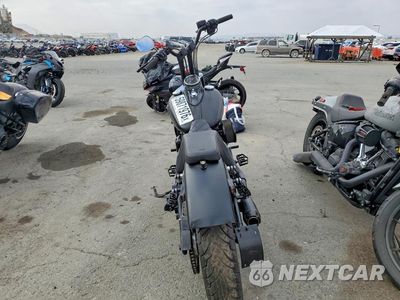 Czwarte zdjęcie samochodu z boku: 2013 HARLEY-DAVIDSON FLS SOFTAIL SLIM VIN:1HD1JRV16DB046951 - miniatura