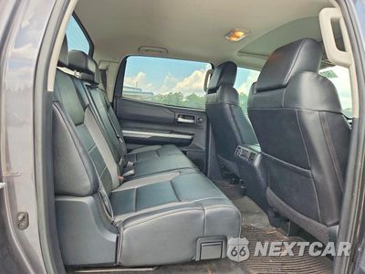 Zdjęcie 10 z 12 samochodu: 2018 TOYOTA TUNDRA CREWMAX LIMITED VIN:5TFHW5F17JX710309 - miniatura