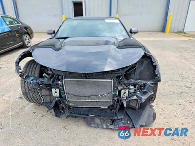 Piąte zdjęcie samochodu w środku: 2017 CHEVROLET CAMARO ZL1 VIN:1G1FJ1R69H0158586 - miniatura