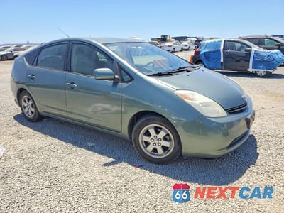 Czwarte zdjęcie samochodu z boku: 2004 TOYOTA PRIUS BASE VIN:JTDKB22U140036316 - miniatura