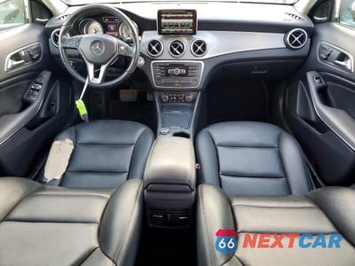Zdjęcie 8 z 13 samochodu: 2015 MERCEDES-BENZ GLA 250 VIN:WDCTG4EB8FJ129028 - miniatura