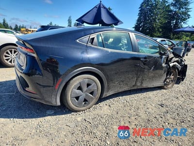 Trzecie zdjęcie samochodu z tyłu: 2025 TOYOTA PRIUS LE VIN:JTDADABU3S3029539 - miniatura