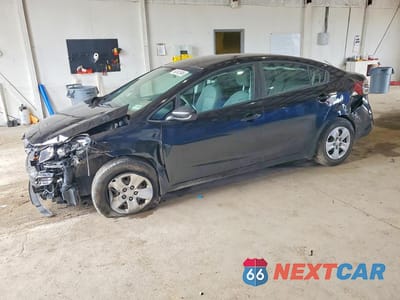 2017 KIA FORTE LX 3KPFK4A70HE020839 - główne zdjęcie licytacji z USA - miniatura