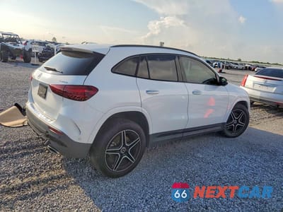 Trzecie zdjęcie samochodu z tyłu: 2024 MERCEDES-BENZ GLA 250 4MATIC VIN:W1N4N4HB3RJ620034 - miniatura