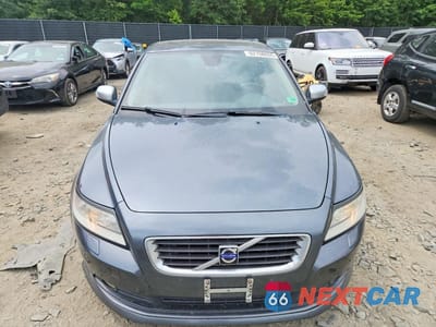 Piąte zdjęcie samochodu w środku: 2010 VOLVO S40 T5 VIN:YV1672MHXA2488472 - miniatura