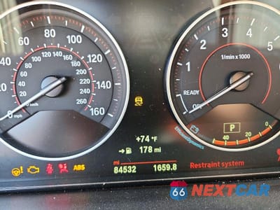 Zdjęcie 9 z 12 samochodu: 2018 BMW 340 XI VIN:WBA8B7C52JA585587 - miniatura
