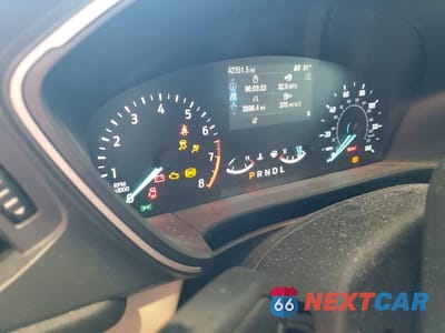 Zdjęcie 9 z 13 samochodu: 2021 FORD ESCAPE SE VIN:1FMCU9G62MUA46259 - miniatura