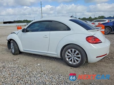 Drugie zdjęcie samochodu z przodu: 2019 VOLKSWAGEN BEETLE S VIN:3VWFD7AT9KM717767 - miniatura