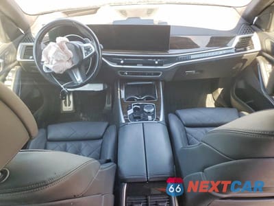 Zdjęcie 8 z 13 samochodu: 2023 BMW X7 XDRIVE40I VIN:5UX23EM09P9R79013 - miniatura