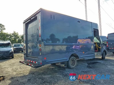 Trzecie zdjęcie samochodu z tyłu: 2021 FORD TRANSIT DELIVERY TRUCK VIN:1FDDF6P87MKA78439 - miniatura