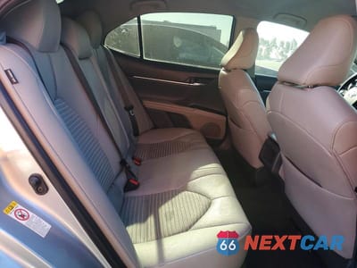 Zdjęcie 10 z 12 samochodu: 2018 TOYOTA CAMRY SE VIN:4T1B11HK7JU125150 - miniatura