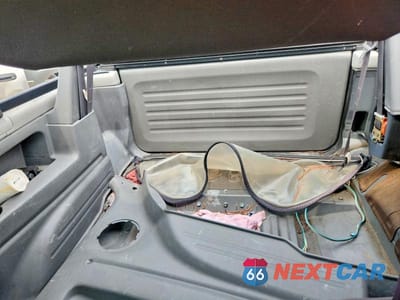 Zdjęcie 10 z 13 samochodu: 1999 CHEVROLET TRACKER VIN:2CNBE1867X6929902 - miniatura