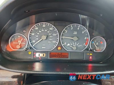 Zdjęcie 9 z 13 samochodu: 2002 BMW 325 VIN:WBABN334X2JW51706 - miniatura