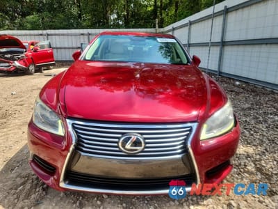 Piąte zdjęcie samochodu w środku: 2013 LEXUS LS 460 VIN:JTHBL5EF4D5123480 - miniatura