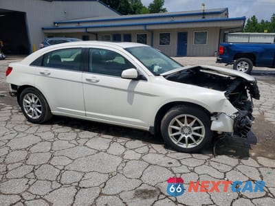 Czwarte zdjęcie samochodu z boku: 2009 CHRYSLER SEBRING TOURING VIN:1C3LC56B59N551085 - miniatura