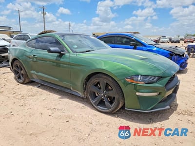 Czwarte zdjęcie samochodu z boku: 2022 FORD MUSTANG VIN:1FA6P8TH2N5146552 - miniatura