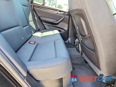 Zdjęcie 10 z 12 samochodu: 2017 BMW X3 SDRIVE28I VIN:5UXWZ7C30H0V89219 - miniatura