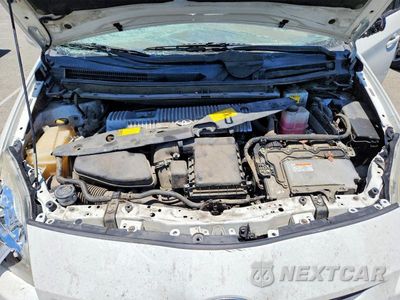 Zdjęcie 11 z 12 samochodu: 2011 TOYOTA PRIUS TWO VIN:JTDKN3DU2B5336201 - miniatura