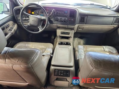 Zdjęcie 8 z 14 samochodu: 2002 CHEVROLET SUBURBAN K1500 VIN:1GNFK16Z72J126280 - miniatura