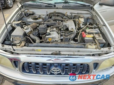 Zdjęcie 11 z 12 samochodu: 2002 TOYOTA TACOMA BASE VIN:5TEVL52N02Z893292 - miniatura