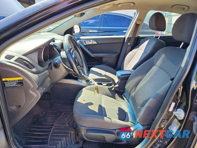 Zdjęcie 7 z 12 samochodu: 2013 KIA FORTE SX VIN:KNAFW4A36D5717601 - miniatura