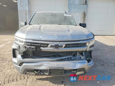 Piąte zdjęcie samochodu w środku: 2023 CHEVROLET SILVERADO K1500 RST VIN:1GCRDEED5PZ115039 - miniatura