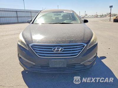Piąte zdjęcie samochodu w środku: 2015 HYUNDAI SONATA SE VIN:5NPE24AF7FH231726 - miniatura