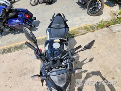 Piąte zdjęcie samochodu w środku: 2016 HONDA CB300 F VIN:MLHNC5211G5200315 - miniatura