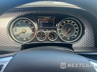 Zdjęcie 8 z 12 samochodu: 2014 BENTLEY CONTINENTAL GT SPEED VIN:SCBFC7ZA3EC091943 - miniatura