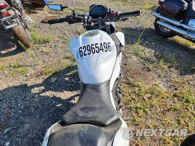 Zdjęcie 6 z 9 samochodu: 2024 KAWASAKI ER500 VIN:ML5ERGE13RDA08635 - miniatura