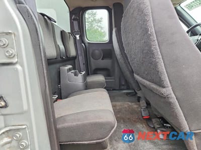 Zdjęcie 10 z 12 samochodu: 2011 GMC CANYON SLE VIN:1GTE5MFE1B8125210 - miniatura