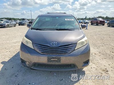Piąte zdjęcie samochodu w środku: 2015 TOYOTA SIENNA LE VIN:5TDKK3DC4FS568573 - miniatura