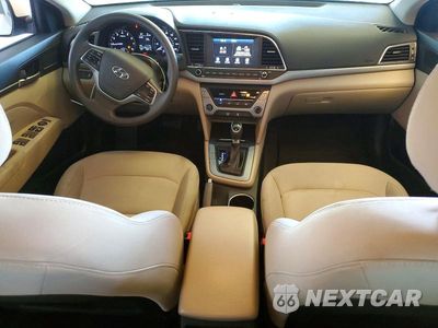 Zdjęcie 8 z 12 samochodu: 2017 HYUNDAI ELANTRA SE VIN:5NPD84LF7HH034629 - miniatura