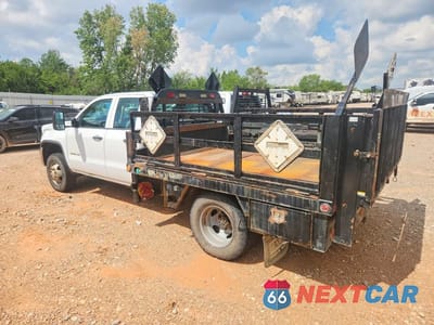 Drugie zdjęcie samochodu z przodu: 2016 GMC SIERRA K3500 VIN:1GD52VC87GZ149683 - miniatura