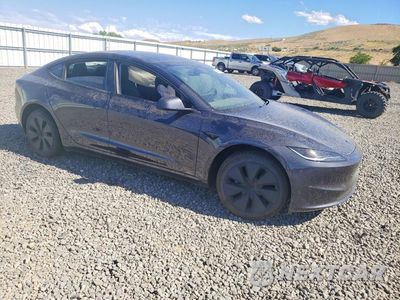 Czwarte zdjęcie samochodu z boku: 2026 TESLA MODEL 3 VIN:5YJ3E1EA5TF128195 - miniatura