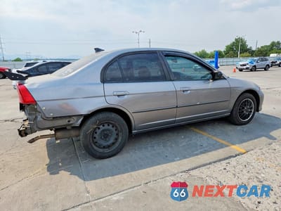Trzecie zdjęcie samochodu z tyłu: 2004 HONDA CIVIC LX VIN:2HGES16584H532334 - miniatura