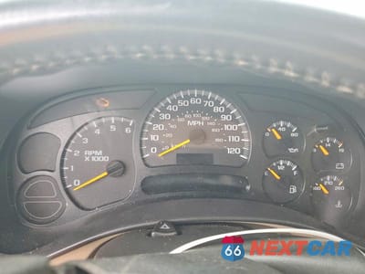 Zdjęcie 9 z 13 samochodu: 2004 GMC YUKON VIN:1GKEC13Z94J219492 - miniatura