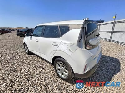 Drugie zdjęcie samochodu z przodu: 2023 KIA SOUL LX VIN:KNDJ23AU5P7870538 - miniatura