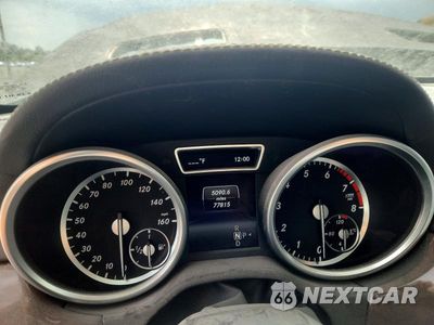 Zdjęcie 9 z 14 samochodu: 2014 MERCEDES-BENZ GL 450 4MATIC VIN:4JGDF7CE4EA392669 - miniatura
