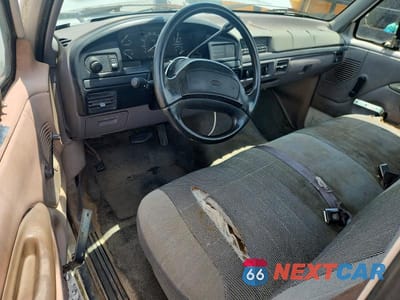 Zdjęcie 8 z 12 samochodu: 1996 FORD F250 VIN:1FTHF25H1TLA01995 - miniatura