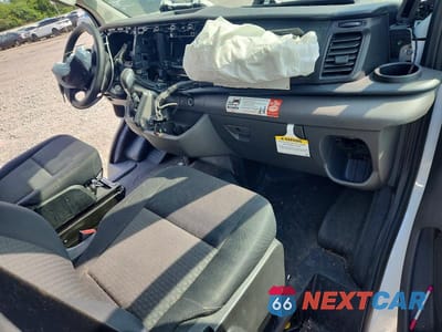 Zdjęcie 8 z 13 samochodu: 2025 FORD TRANSIT T-250 VIN:1FTBR1Y81SKA87350 - miniatura