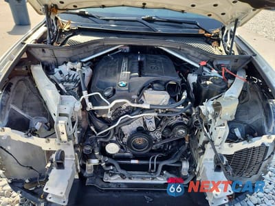Zdjęcie 12 z 14 samochodu: 2015 BMW X5 XDRIVE35I VIN:5UXKR0C59F0K56893 - miniatura