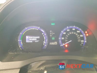 Zdjęcie 9 z 13 samochodu: 2010 LEXUS HS 250H VIN:JTHBB1BA8A2023139 - miniatura