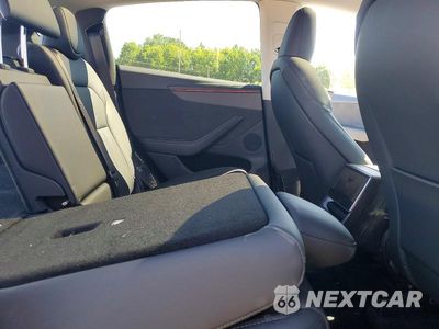 Zdjęcie 10 z 13 samochodu: 2026 TESLA MODEL Y VIN:7SAYGDED7TF384238 - miniatura