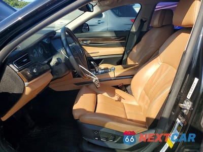Zdjęcie 7 z 12 samochodu: 2010 BMW 750 I VIN:WBAKA8C55ACY35827 - miniatura