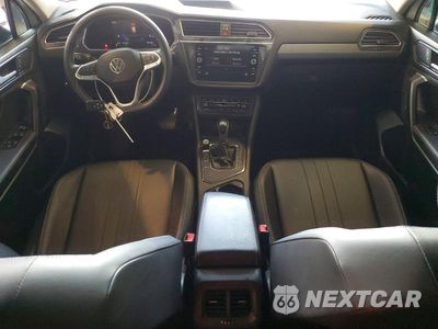 Zdjęcie 8 z 14 samochodu: 2022 VOLKSWAGEN TIGUAN SE VIN:3VV3B7AX6NM125778 - miniatura