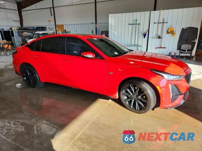 Czwarte zdjęcie samochodu z boku: 2021 CADILLAC CT5 SPORT VIN:1G6DU5RK8M0118667 - miniatura